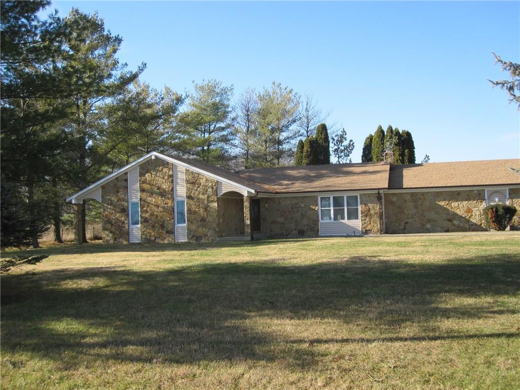 3486 South Meridian Road Greenfield, IN 46140 - Photo 2 of 32 Gallery Image 2