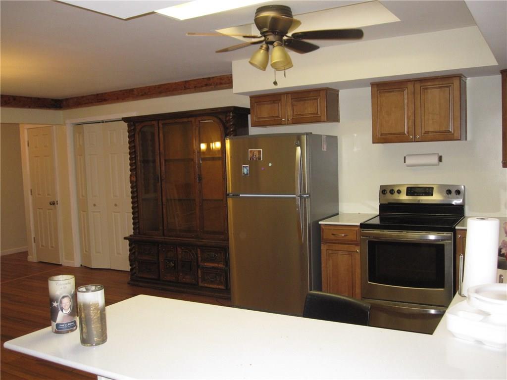 3486 South Meridian Road Greenfield, IN 46140 - Photo 12 of 32 Gallery Image 12