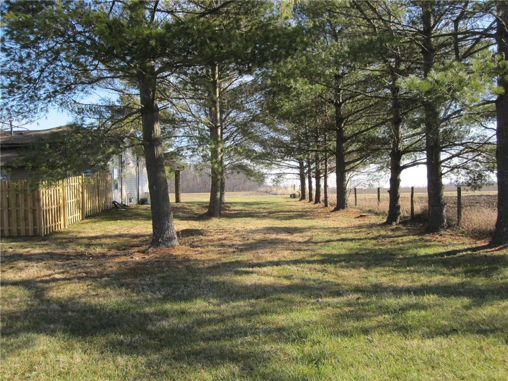 3486 South Meridian Road Greenfield, IN 46140 - Photo 3 of 32 Gallery Image 3