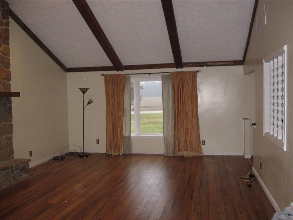 3486 South Meridian Road Greenfield, IN 46140 - Photo 21 of 32 Gallery Image 21