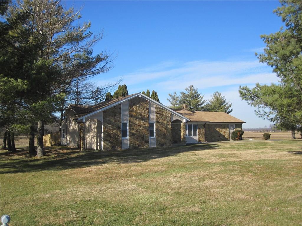 3486 South Meridian Road Greenfield, IN 46140 - Photo 26 of 32 Gallery Image 26