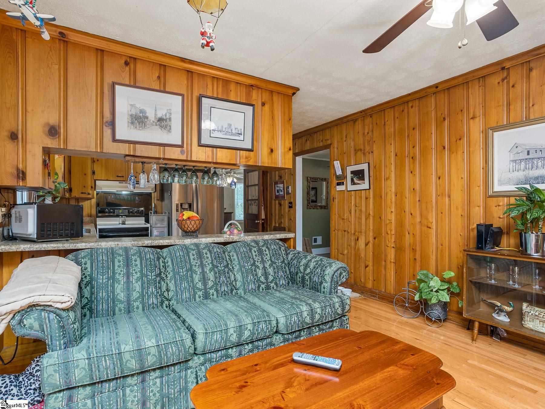 1703 East Lee Road Taylors, SC 29687 - Photo 9 of 26 Gallery Image 9