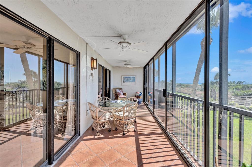 420 Beach Road, Unit 203 Sarasota, FL 34242 - Photo 16 of 91