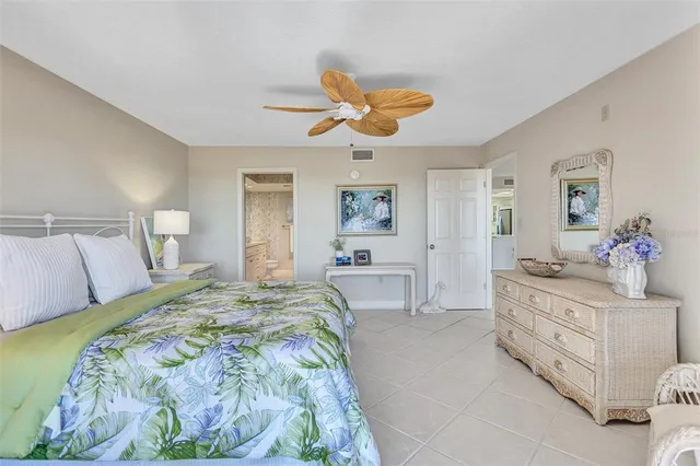 $1,324,900 | 420 Beach Road, Unit 203, Sarasota, FL 34242