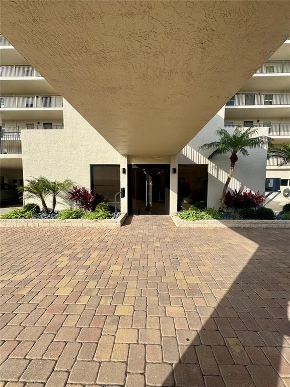 420 Beach Road, Unit 203 Sarasota, FL 34242 - Photo 45 of 91