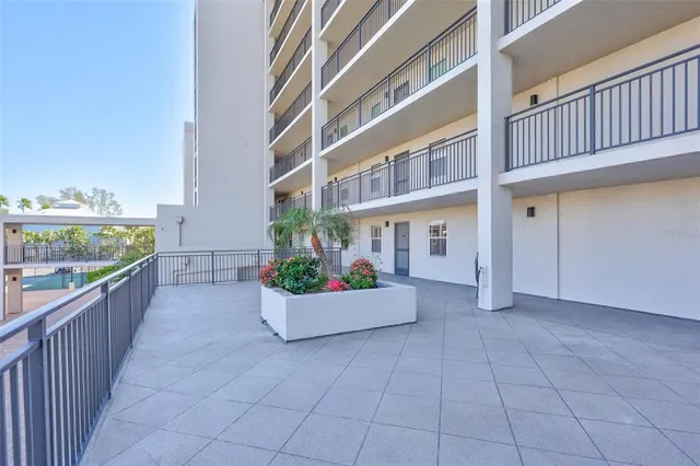 $1,324,900 | 420 Beach Road, Unit 203, Sarasota, FL 34242