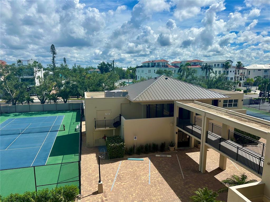 420 Beach Road, Unit 203 Sarasota, FL 34242 - Photo 58 of 91