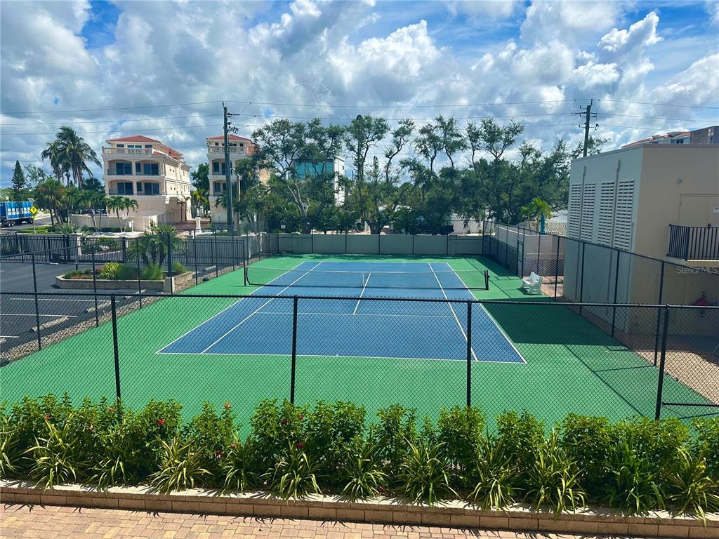 420 Beach Road, Unit 203 Sarasota, FL 34242 - Photo 63 of 91