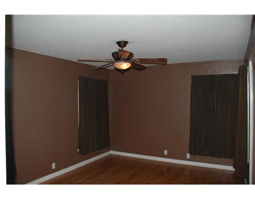 626 Pasadena Place Corpus Christi, TX 78411 - Photo 9 of 10