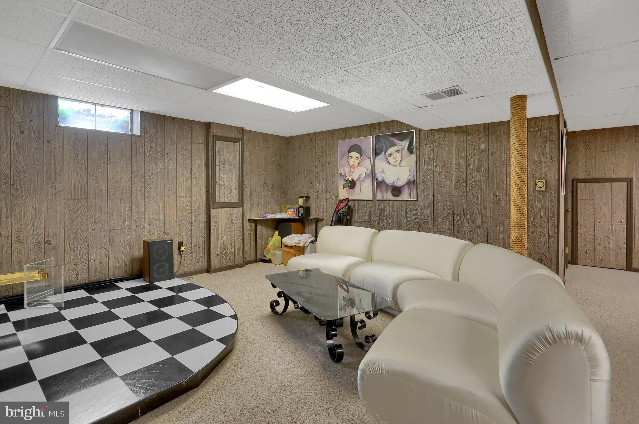 1834 North Eden Road Lancaster, PA 17601 - Photo 43 of 51 2nd Family Room - Basement