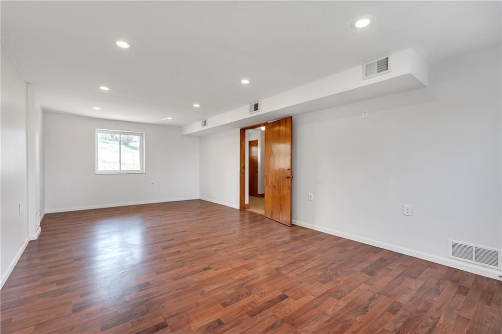 530 Fort Couch Road Pittsburgh, PA 15241 - Photo 14 of 25 Gallery Image 14