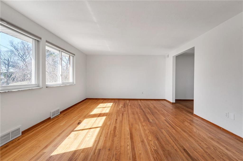 530 Fort Couch Road Pittsburgh, PA 15241 - Photo 5 of 25 Gallery Image 5