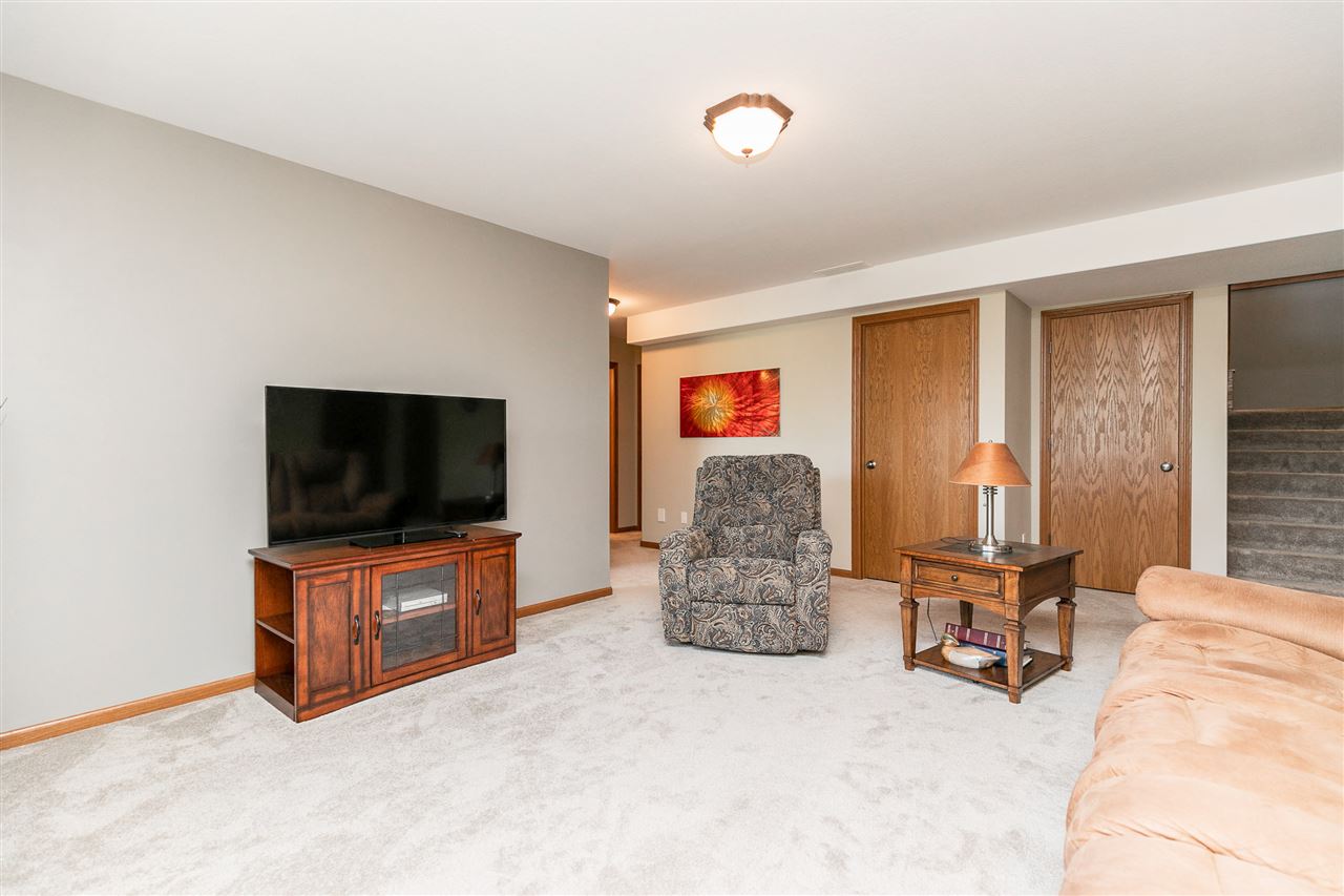 2878 Arabian Road Alburnett, IA 52202 - Photo 32 of 41 Gallery Image 32