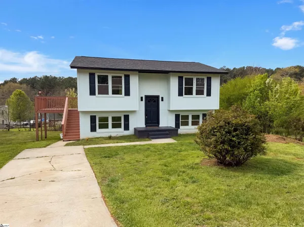 $255,000 | 105 Foxhall Court, Easley, SC 29640
