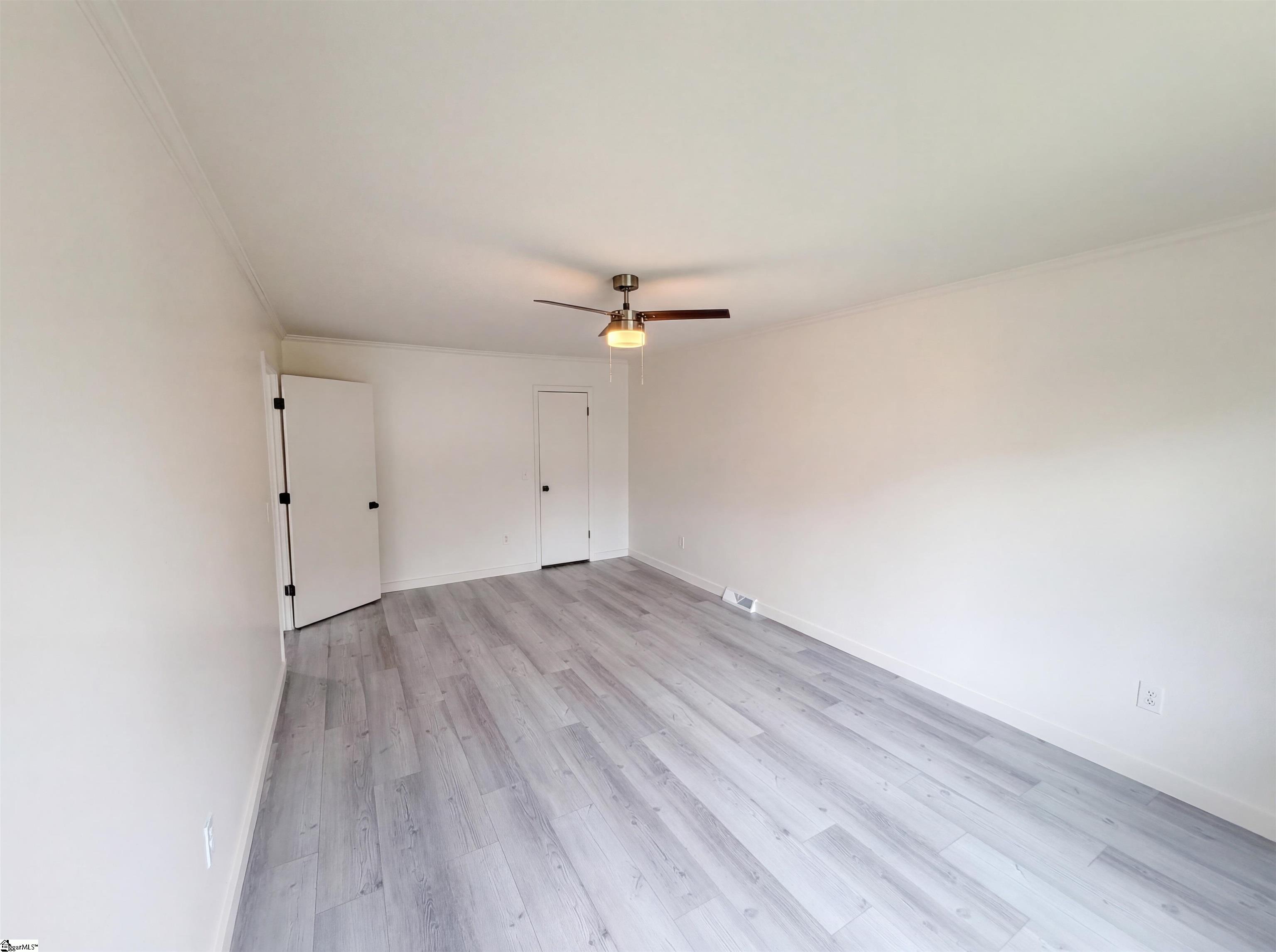 105 Foxhall Court Easley, SC 29640 - Photo 4 of 26