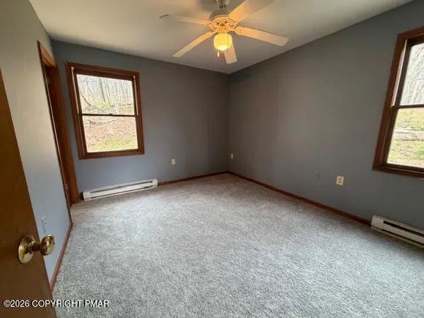 $1,700 | 2147 Milford Road, Bushkill, PA 18324