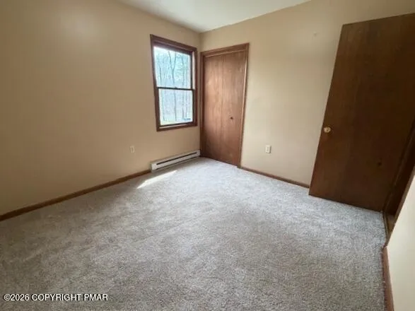 $1,700 | 2147 Milford Road, Bushkill, PA 18324