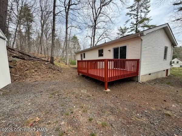 $1,700 | 2147 Milford Road, Bushkill, PA 18324