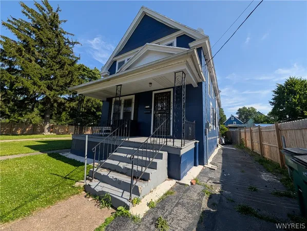 $1,200 | 325 Box Avenue, Buffalo, NY 14211