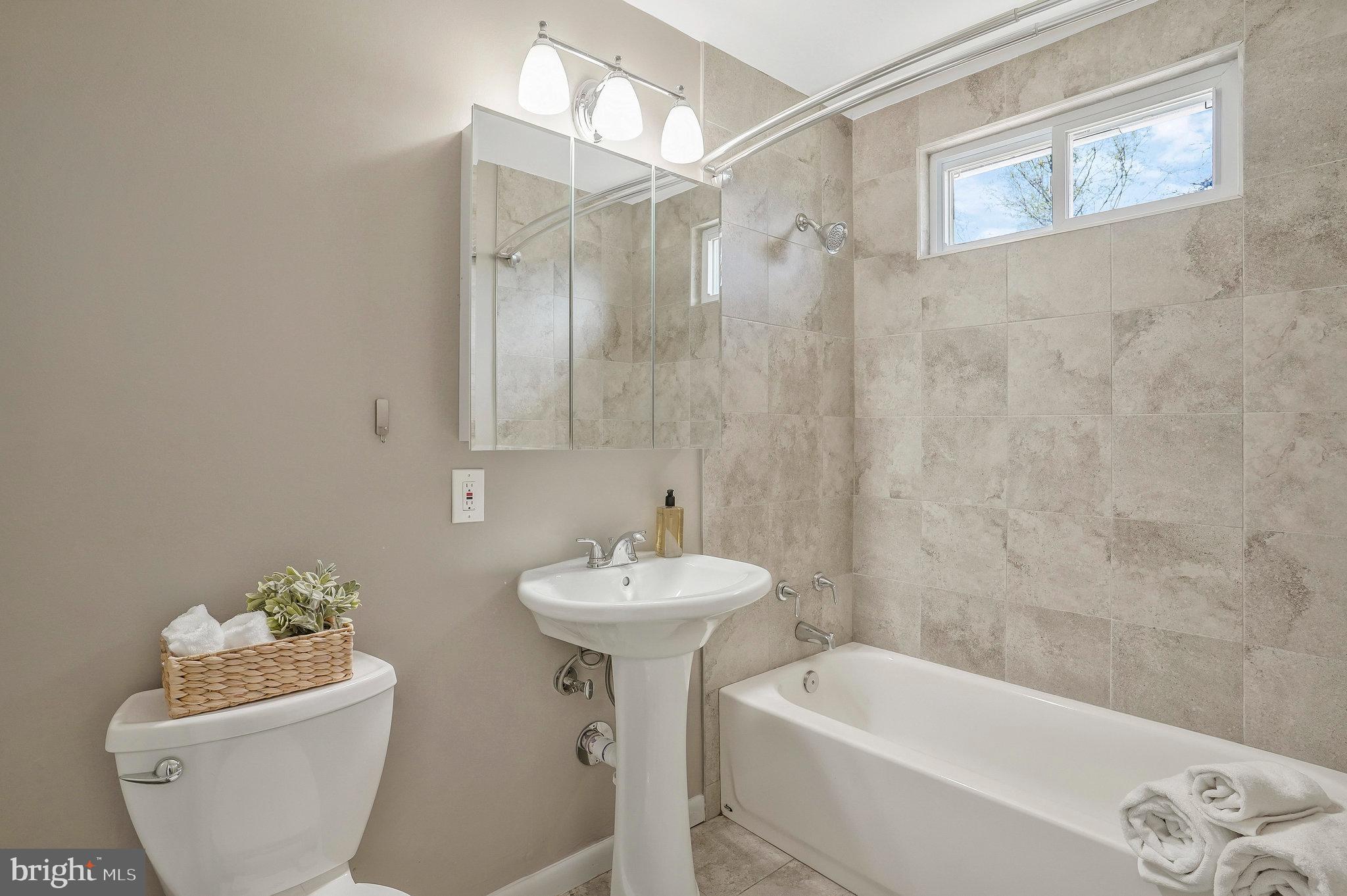 6306 Frontier Drive Springfield, VA 22150 - Photo 17 of 29 Gallery Image 17