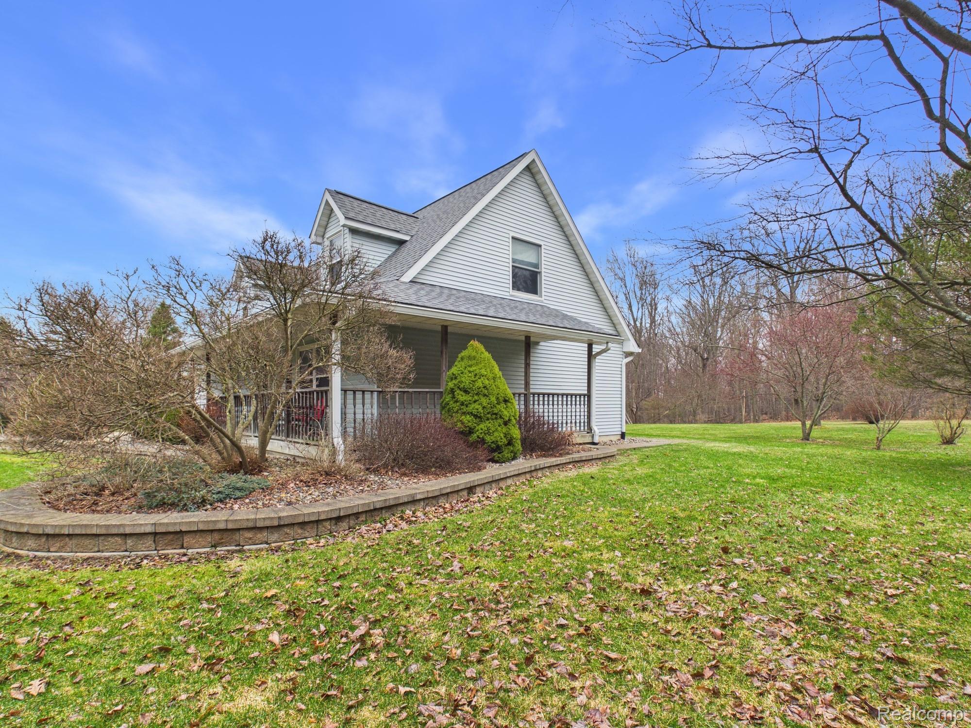 6882 Jones Road North Branch, MI 48461 - Photo 40 of 64 CAM06412G6-PR0007-STILL046.jpg