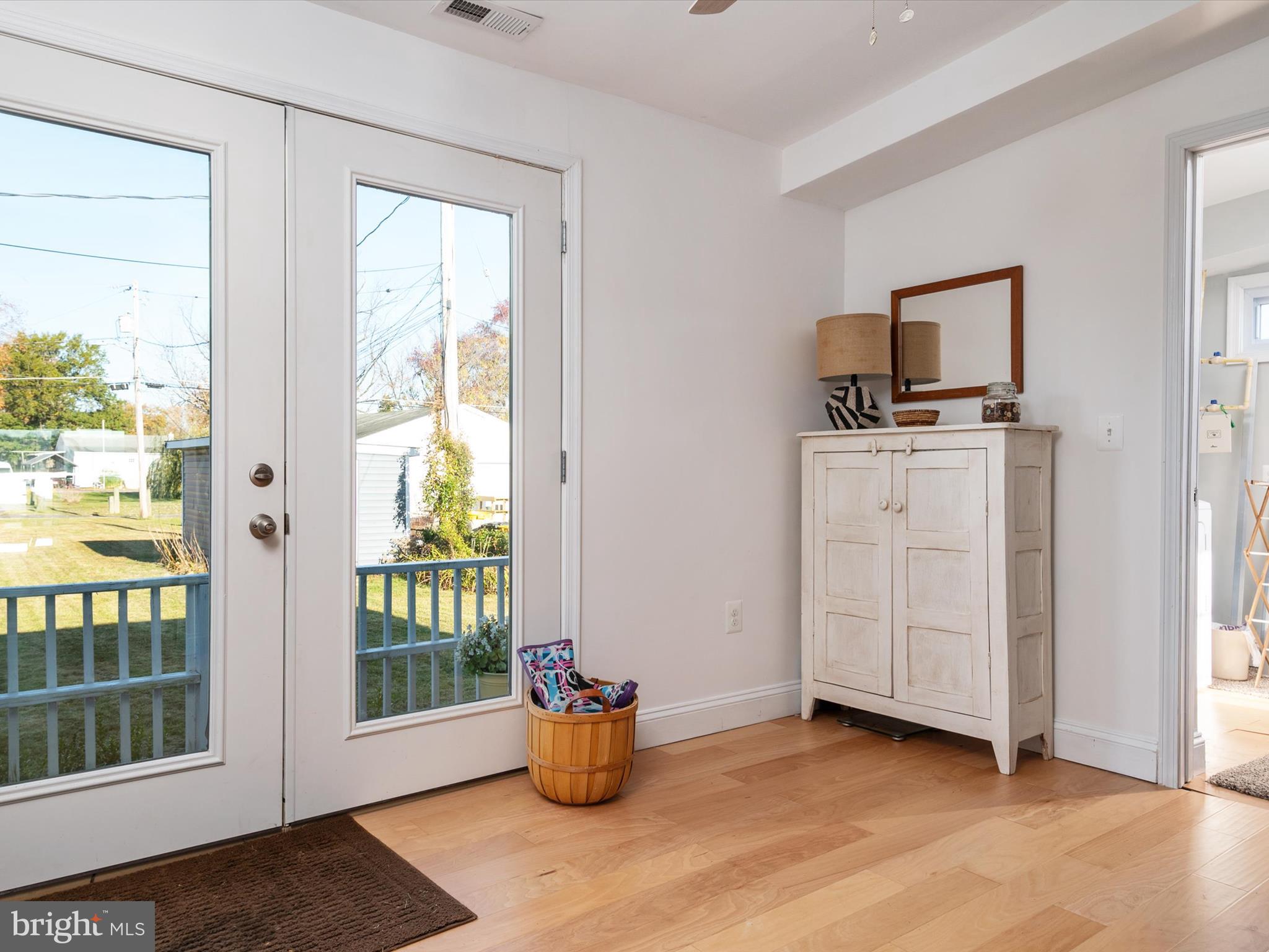 7803 SW Road Pasadena, MD 21122 - Photo 15 of 49 Gallery Image 15