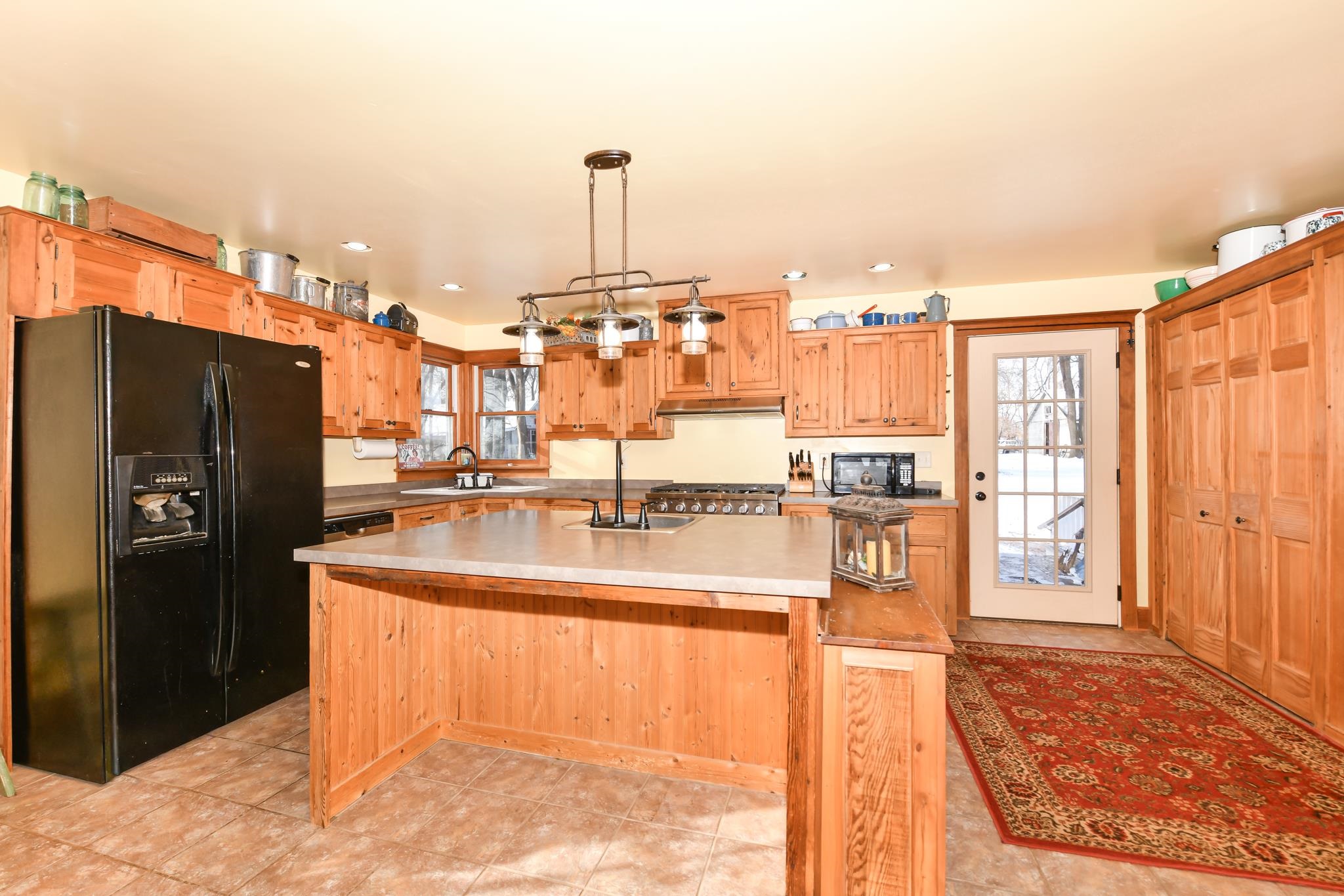 3819 North Roherty Road Evansville, WI 53536 - Photo 13 of 46