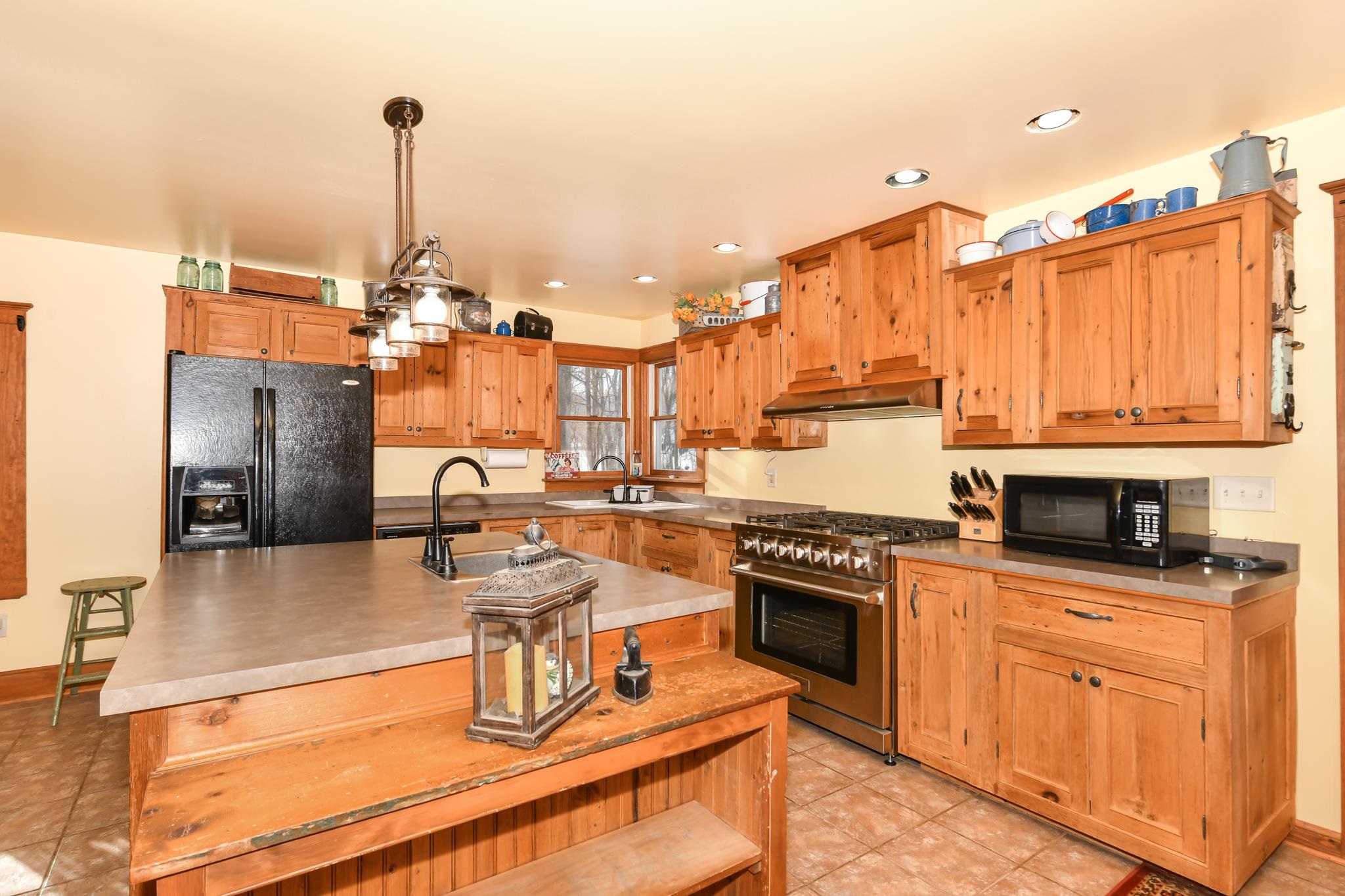 3819 North Roherty Road Evansville, WI 53536 - Photo 14 of 46