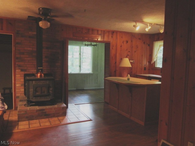 450 South Medina Line Road Akron, OH 44321 - Photo 9 of 23