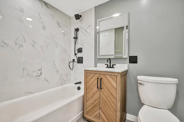 $474,900 | 43 1/2 6th Avenue, Haverhill, MA 01830