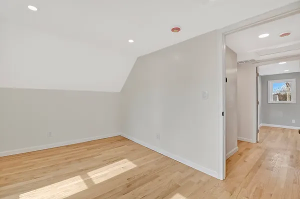 $474,900 | 43 1/2 6th Avenue, Haverhill, MA 01830