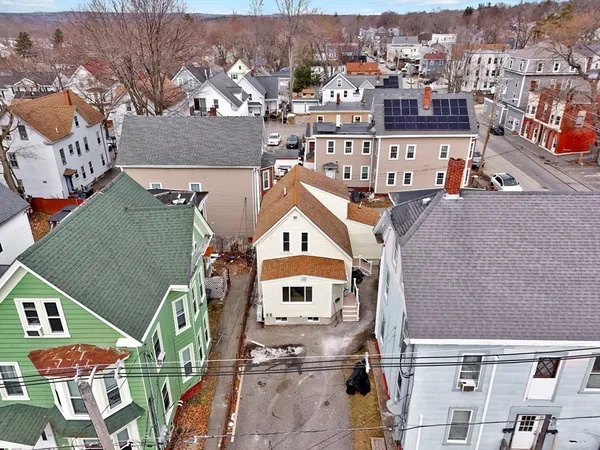 $474,900 | 43 1/2 6th Avenue, Haverhill, MA 01830