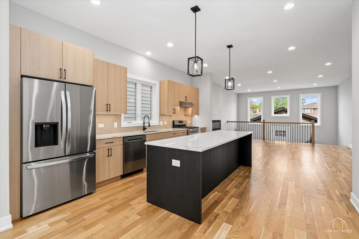 5328 South Mason Avenue Chicago, IL 60638 - Photo 5 of 27
