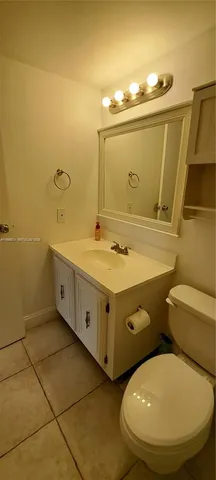 $1,675 | 701 Three Islands Boulevard, Unit 314, Hallandale Beach, FL 33009