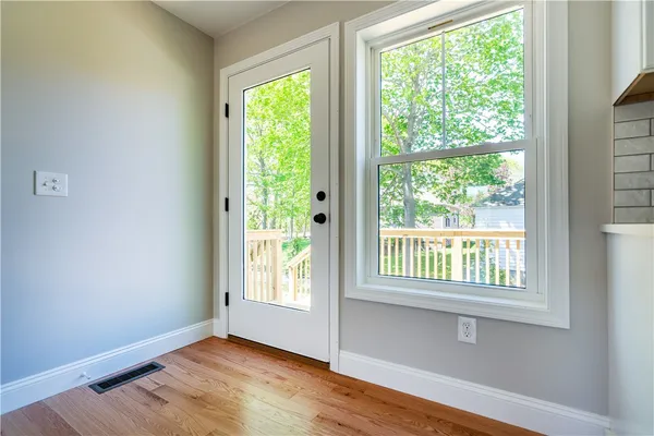 $3,900 | 83 Cadora Avenue, Warwick, RI 02886
