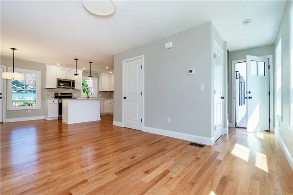 $3,900 | 83 Cadora Avenue, Warwick, RI 02886