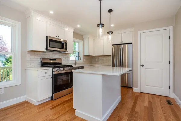 $3,900 | 83 Cadora Avenue, Warwick, RI 02886