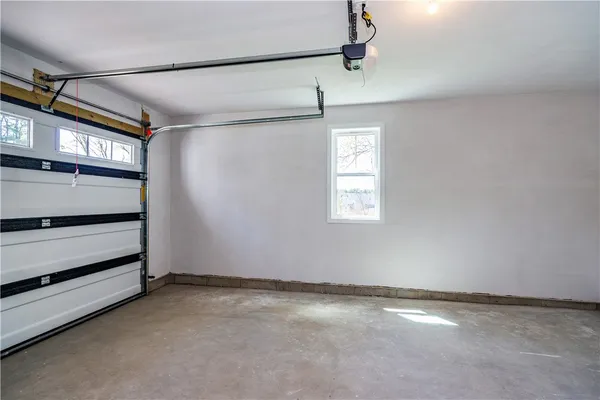 $3,900 | 83 Cadora Avenue, Warwick, RI 02886