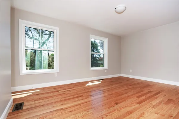 $3,900 | 83 Cadora Avenue, Warwick, RI 02886