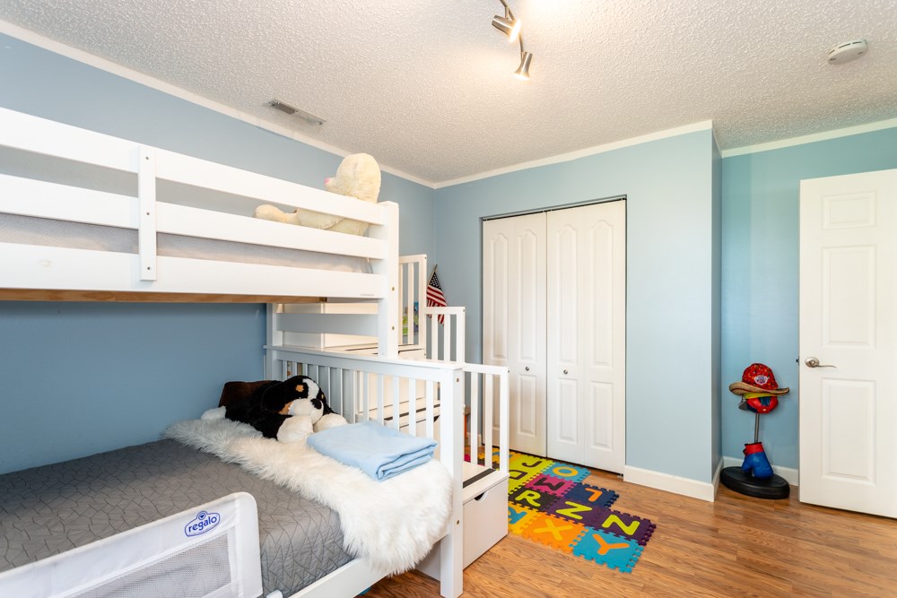 152 Millers Road Bridgewater, VA 22812 - Photo 35 of 50 a bedroom with bed and a window
