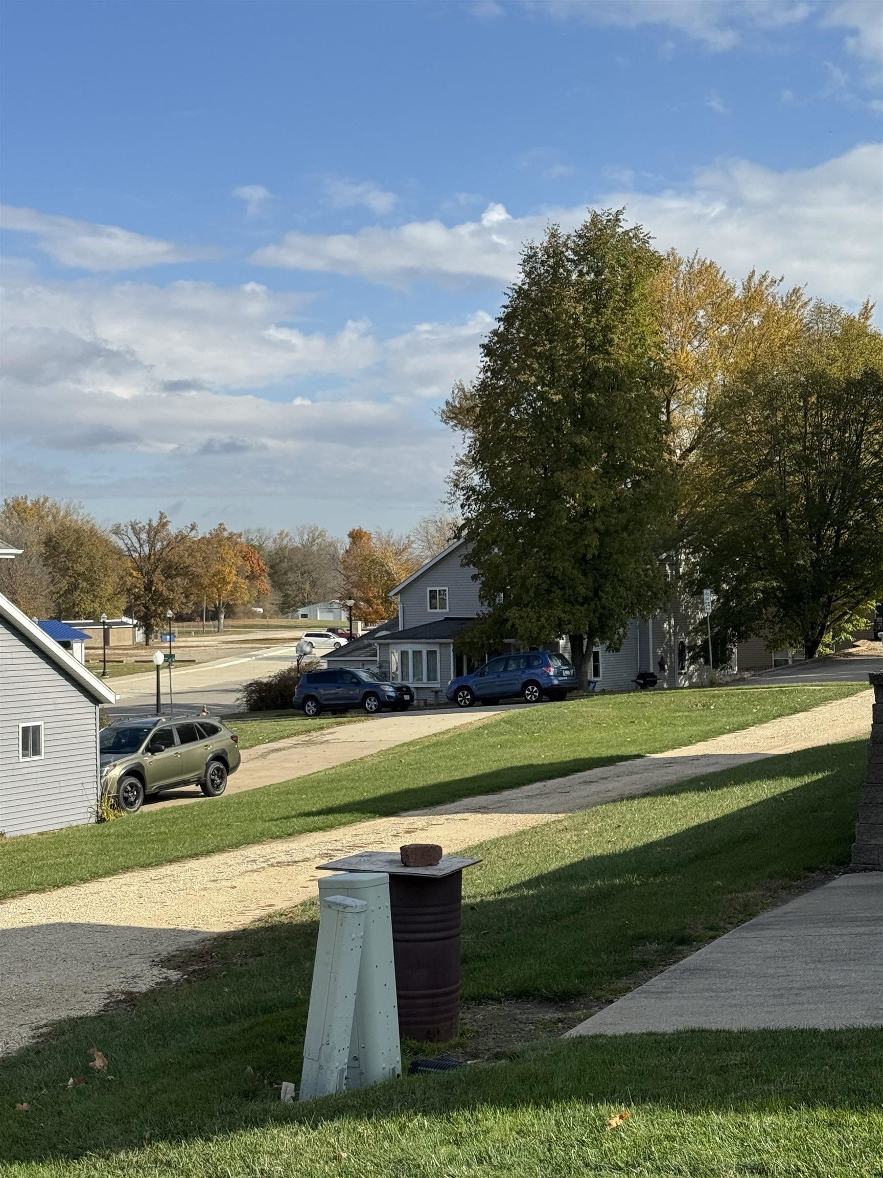 313 East 1st Avenue Delavan, IA 53115 - Photo 14 of 18