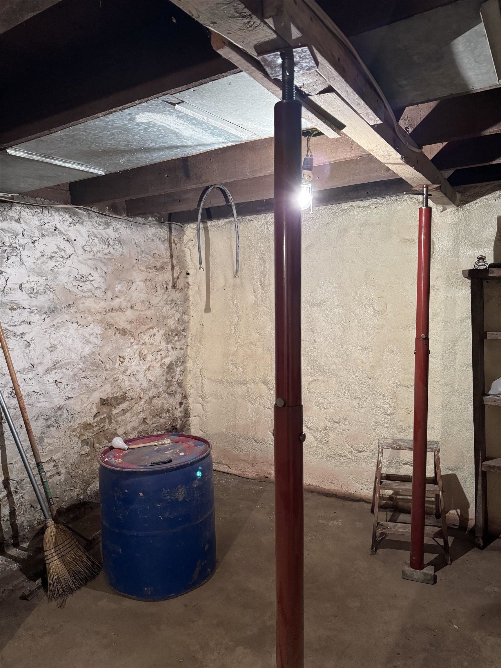 313 East 1st Avenue Delavan, IA 53115 - Photo 7 of 21