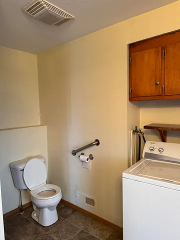 $157,000 | 313 East 1st Avenue, Delavan, WI 53115