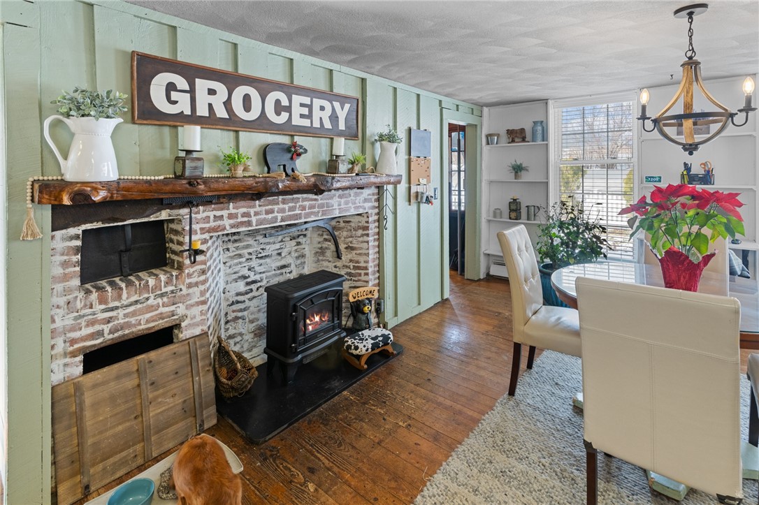 938 Mendon Road Cumberland, RI 02864 - Photo 25 of 49