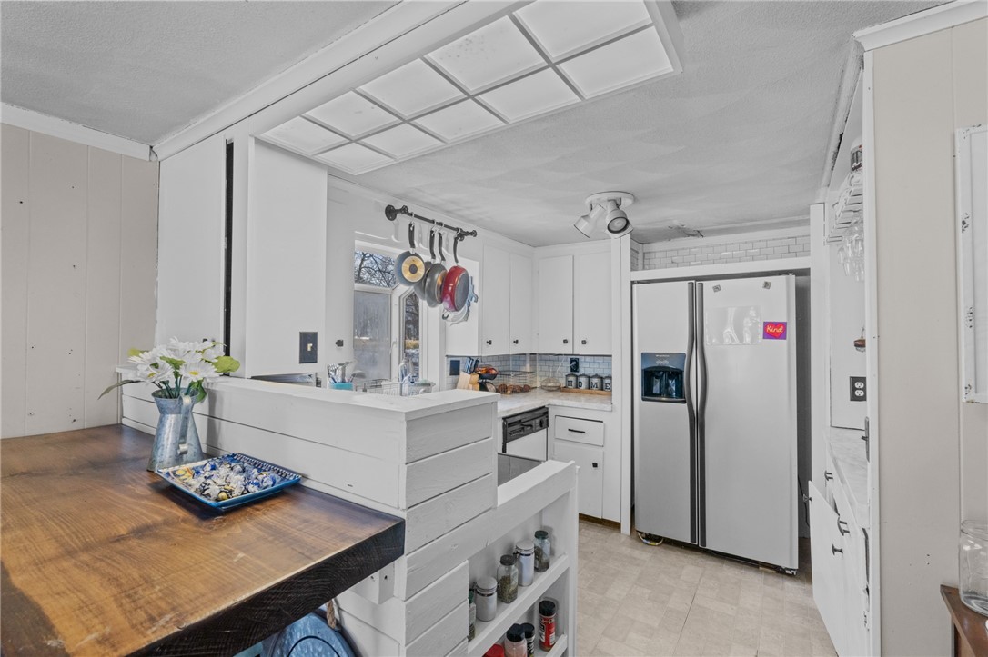 938 Mendon Road Cumberland, RI 02864 - Photo 27 of 49