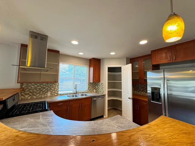 $3,400 | 3003 Burning Oak Drive, Austin, TX 78704