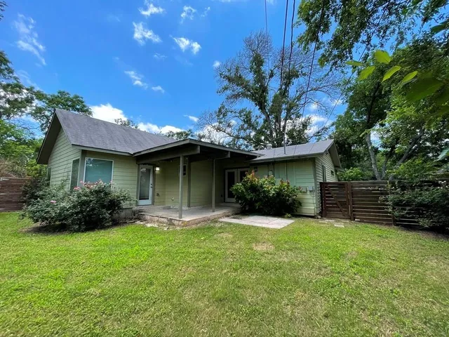 $3,400 | 3003 Burning Oak Drive, Austin, TX 78704