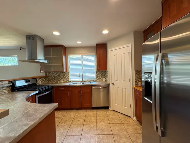 $3,400 | 3003 Burning Oak Drive, Austin, TX 78704