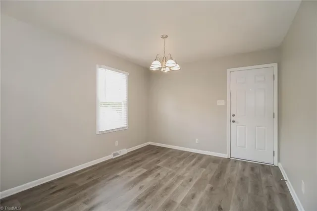 $2,015 | 3200 Flanders Court, High Point, NC 27265