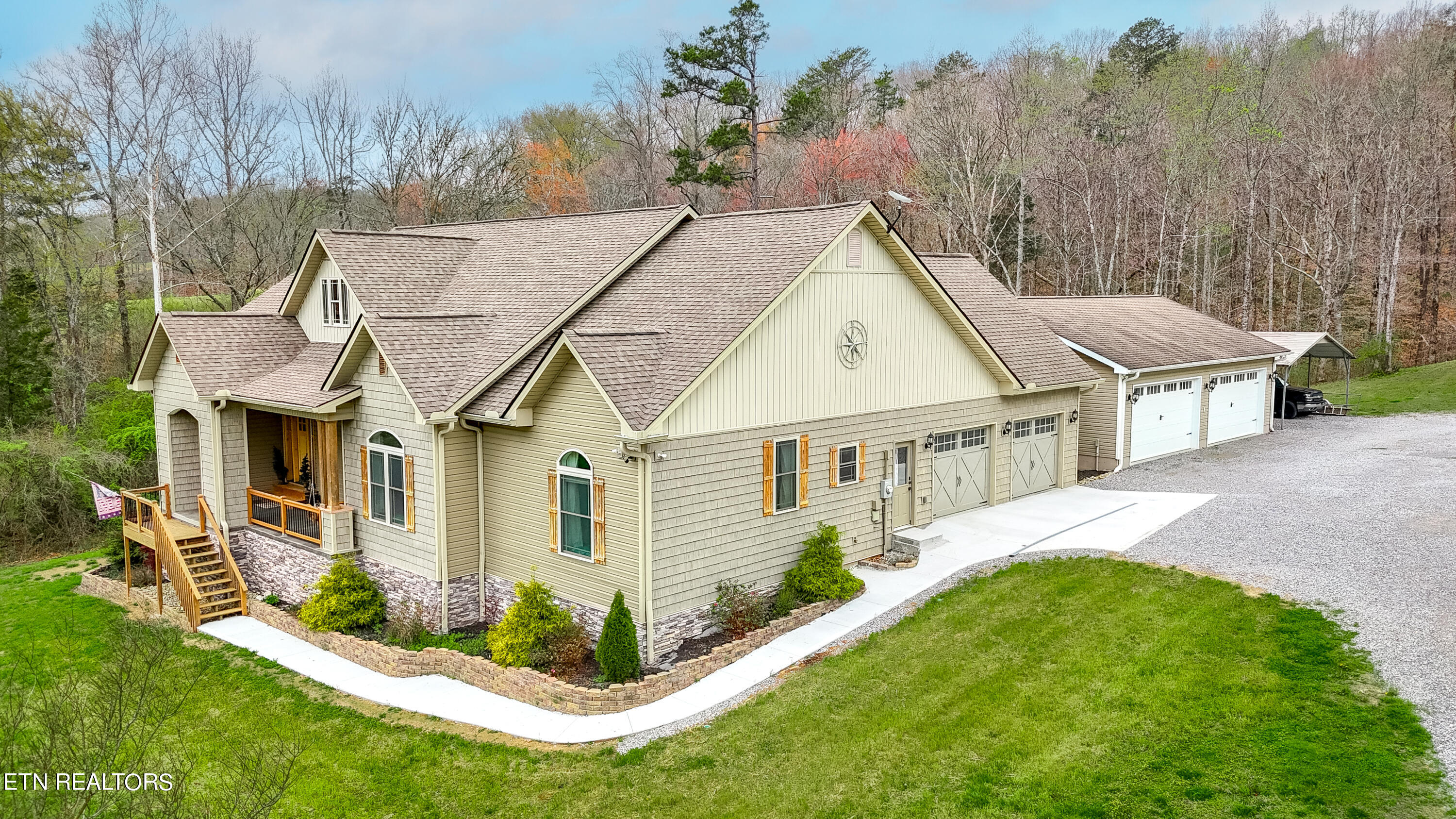 282 Bush Road Clinton, TN 37716 - Photo 2 of 42 282 Bush Rd